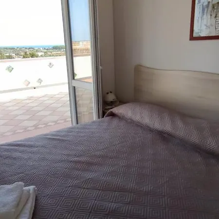 Le Terrazze Sul Mare בית הארחה *